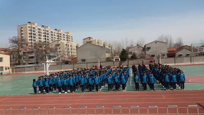 鄢陵县华诚学校